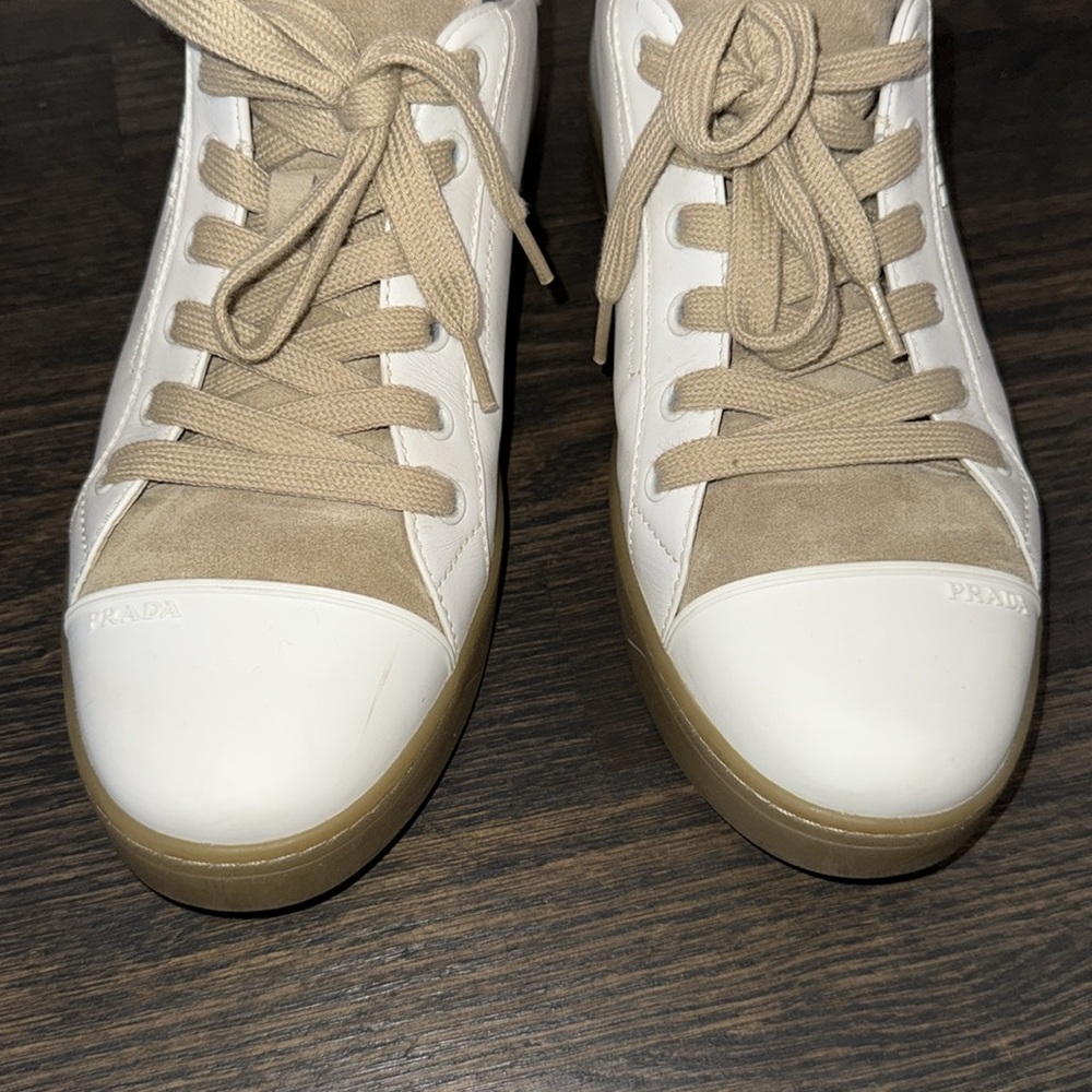 Prada Women’s Calzature Donna Sneaker-Size 39-Authentic-EUC - Picture 2 of 15